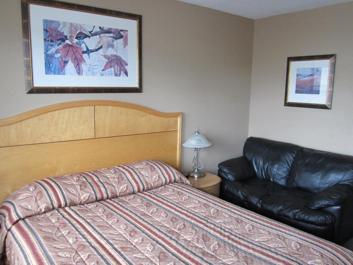 Bulkley Valley Motel New Hazelton Экстерьер фото