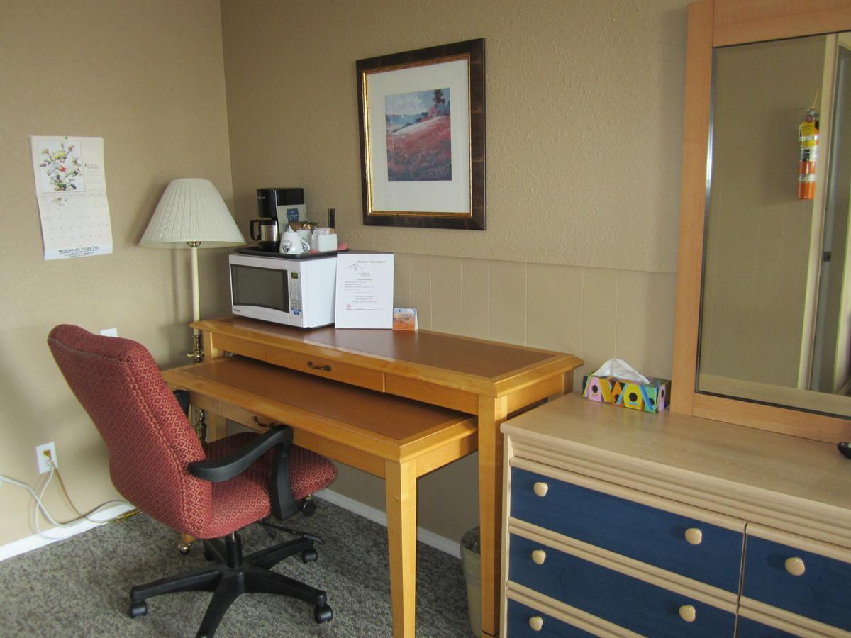 Bulkley Valley Motel New Hazelton Экстерьер фото