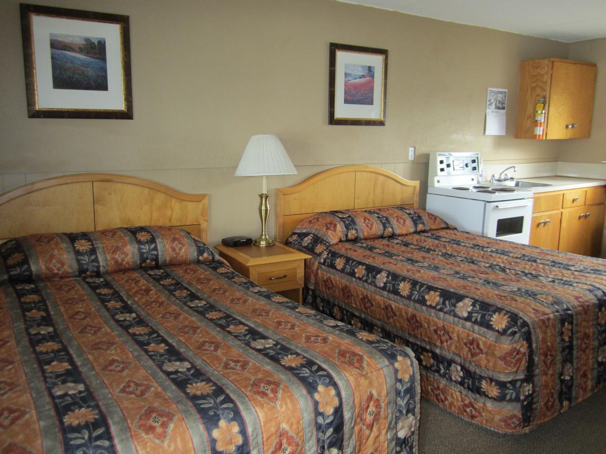 Bulkley Valley Motel New Hazelton Экстерьер фото