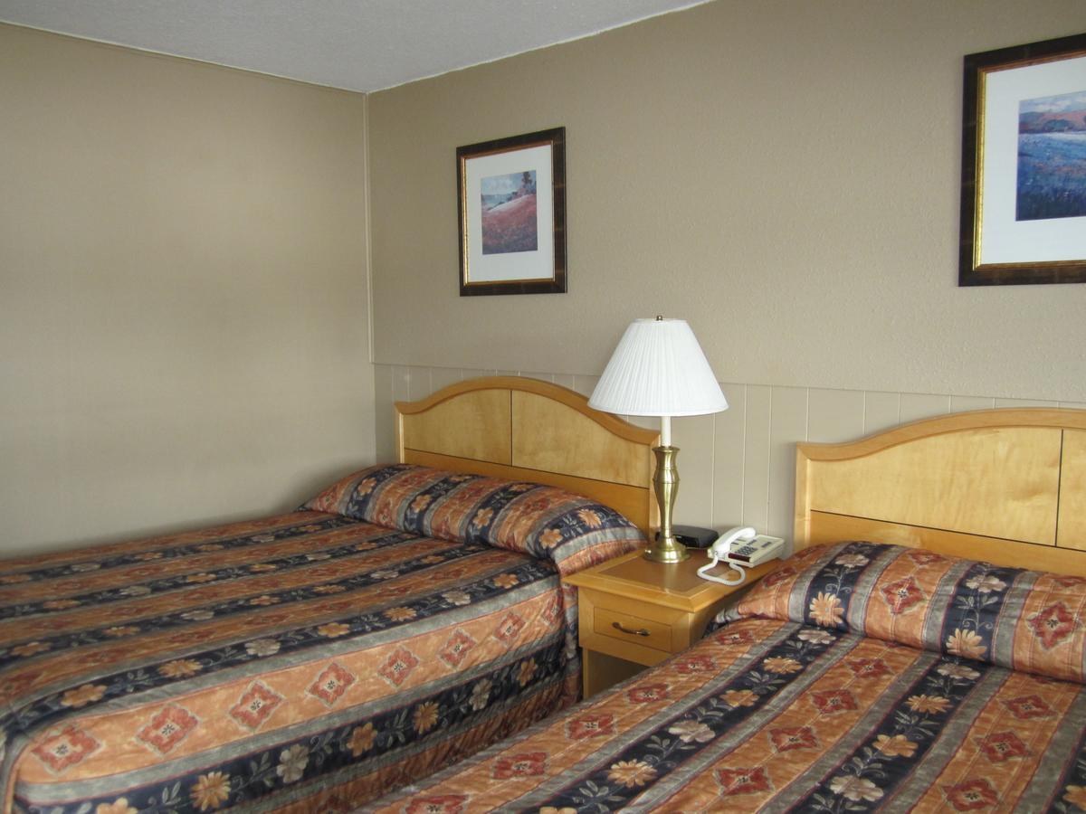 Bulkley Valley Motel New Hazelton Экстерьер фото