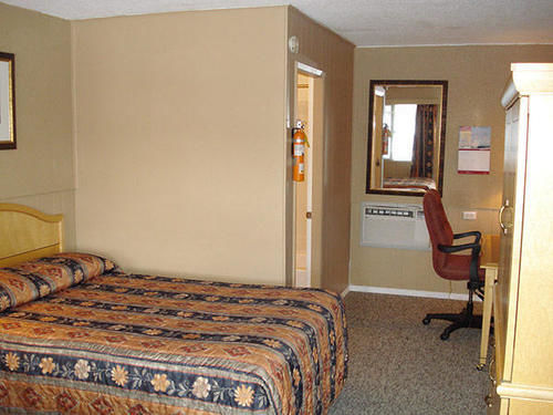 Bulkley Valley Motel New Hazelton Экстерьер фото